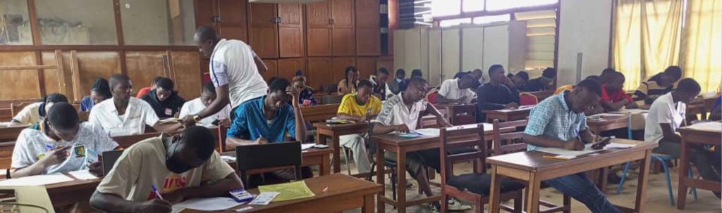 Kick off des Concours d'entrée à SUP'PTIC Yaoundé et au Centre Régional Annexe de Buéa ce jour dans les 10 Chefs-lieux de Régions du Cameroun.